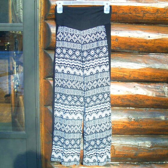 Boho Pull on Stretch Bell Bottom Wide Leg Aztec Print Pants SZ M/L - Picture 1 of 5